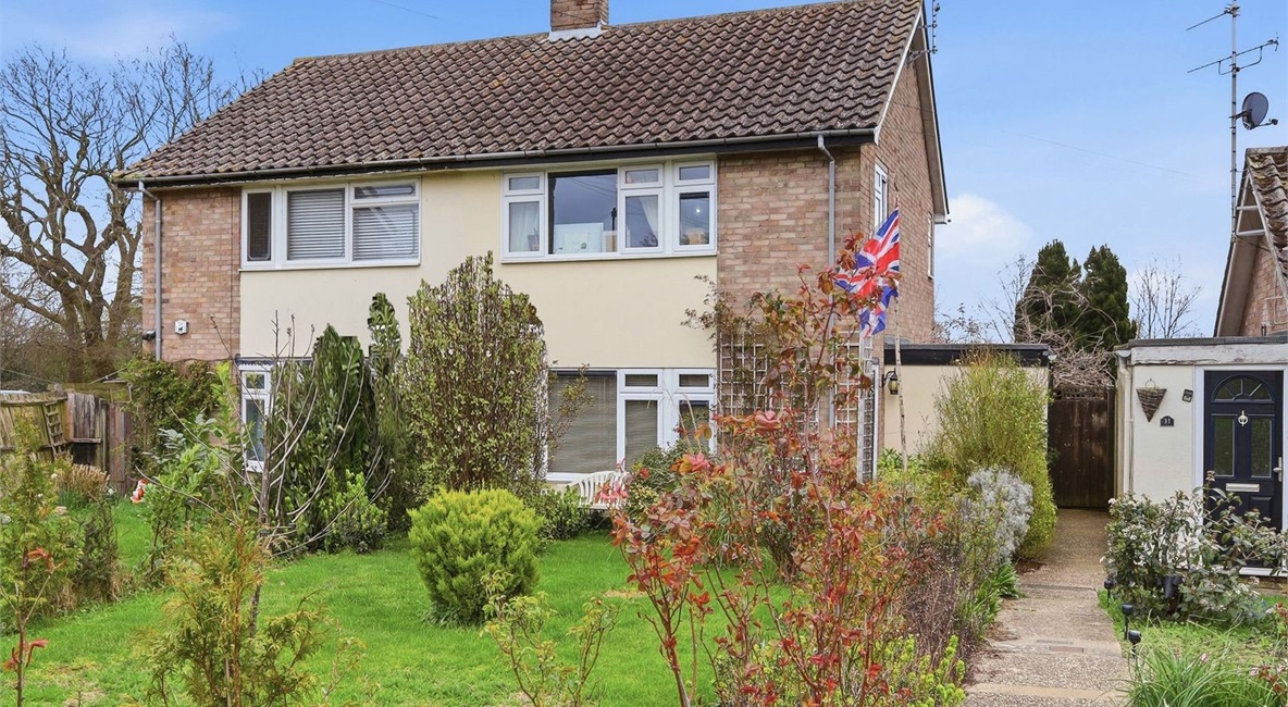 30 Watts Close, Branston, Dumnow, CM6 1LT 